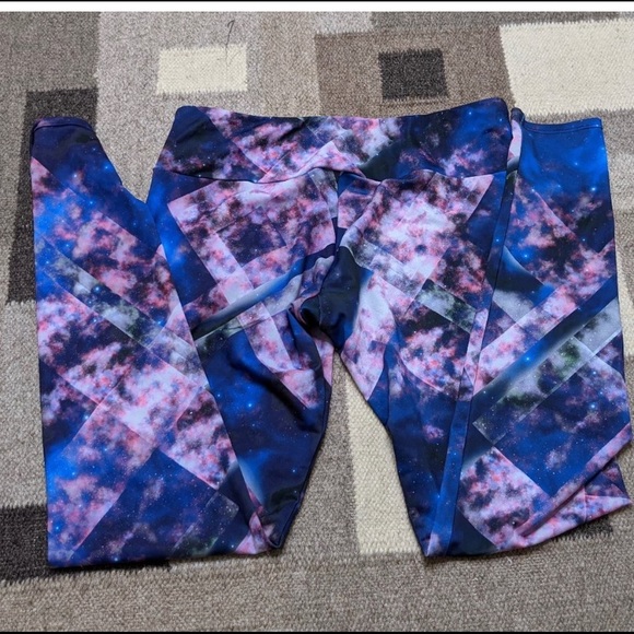 Onzie Pink & Blue Galaxy Print Leggings M/L - Picture 2 of 5